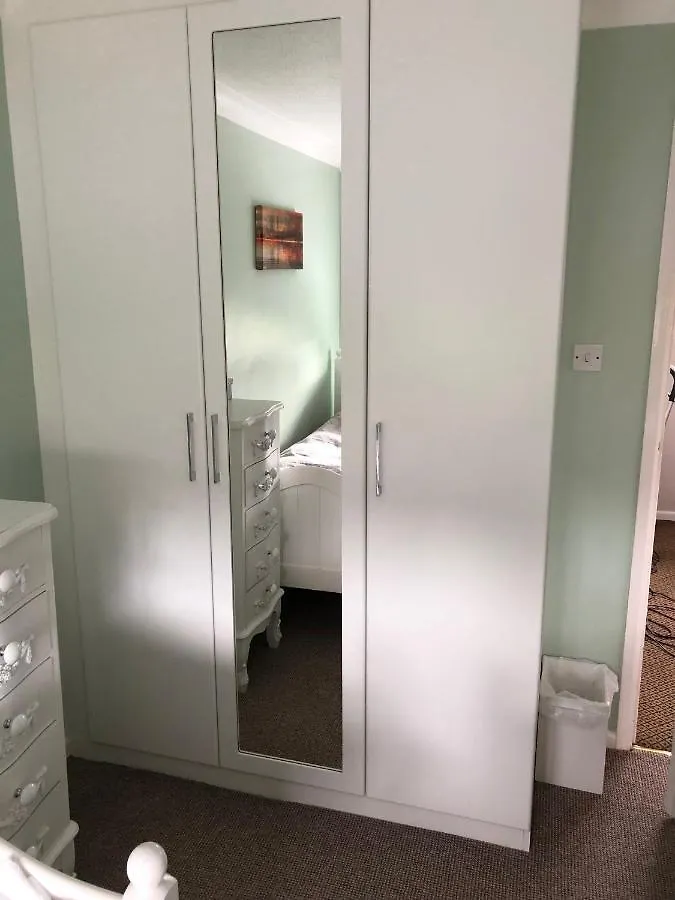 Apps B&B Poole Bed & Breakfast